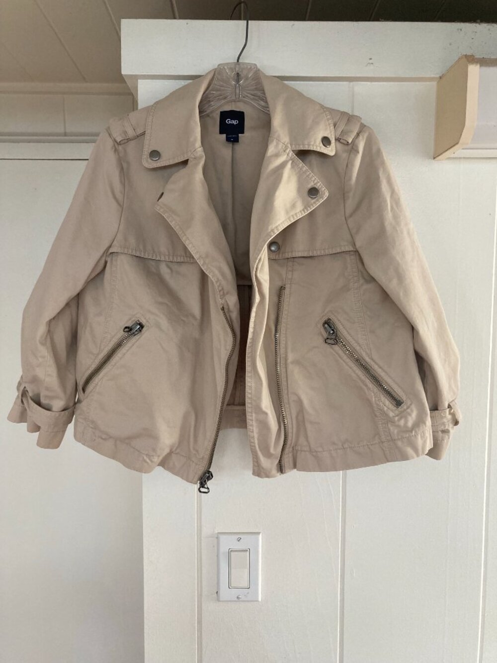 Spring Cropped Trench Coat - Picture 4 of 5